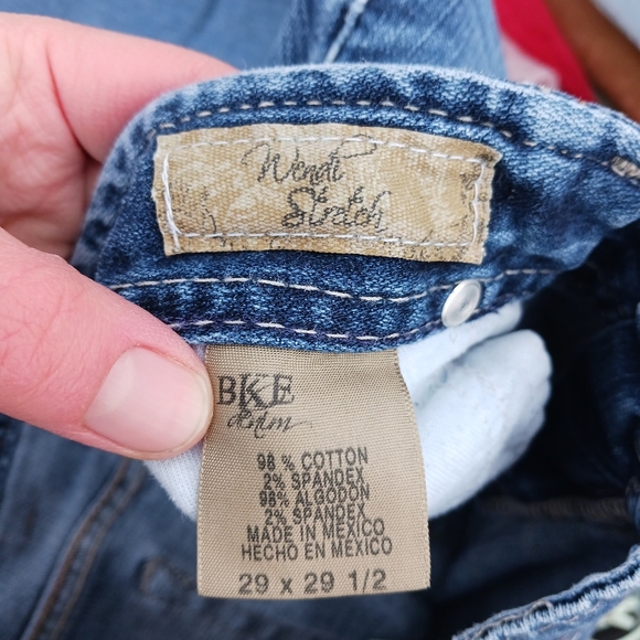 BKE Buckle Wendi Bootcut Womens 29x29 Stretch  Low Rise Denim Jeans - Picture 3 of 5